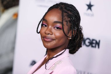Moschino 'yu giyen aktris Marsai Martin, 11 Eylül 2021' de Beverly Hilton Hotel 'de düzenlenen 12. Geleneksel Kadın Gibi Kadın Ödülleri ve Moda Gösterisi' ne katıldı.. 