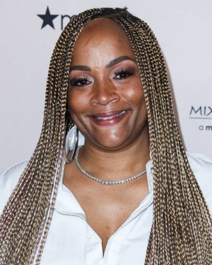 Simone I. Smith, 11 Eylül 2021 'de Beverly Hilton Oteli' nde düzenlenen 12. Geleneksel Mükemmel Kadın Gibi Vakfı ve Moda Gösterisi 'ne katılıyor.. 