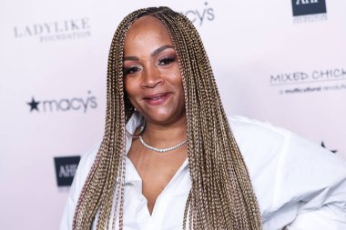 Simone I. Smith, 11 Eylül 2021 'de Beverly Hilton Oteli' nde düzenlenen 12. Geleneksel Mükemmel Kadın Gibi Vakfı ve Moda Gösterisi 'ne katılıyor..