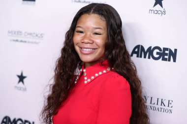 Aktris Storm Reid, 11 Eylül 2021 'de Beverly Hilton Oteli' nde düzenlenen 12. Geleneksel Mükemmel Kadın Gibi Vakıf Ödülleri ve Moda Gösterisi 'ne geldi..