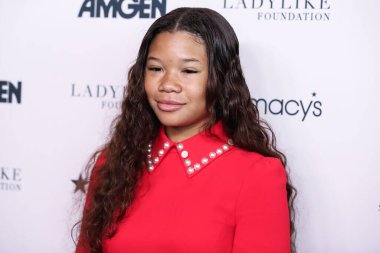Aktris Storm Reid, 11 Eylül 2021 'de Beverly Hilton Oteli' nde düzenlenen 12. Geleneksel Mükemmel Kadın Gibi Vakıf Ödülleri ve Moda Gösterisi 'ne geldi.. 