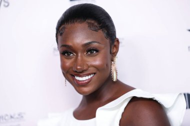 Tondalaya Smith, 11 Eylül 2021 'de Beverly Hilton Oteli' nde düzenlenen 12. Geleneksel Mükemmel Kadın Gibi Vakfı ve Moda Gösterisi 'ne katıldı.. 