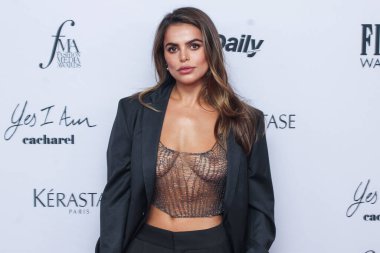 Model Brooks Nader, 9 Eylül 2021 'de Manhattan, New York, ABD' de bulunan Rockefeller Center 'daki Gökkuşağı Odası' nda düzenlenen 8.