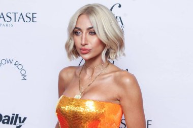 Model Rawan Abdullah Ebu Zaid, 9 Eylül 2021 'de Manhattan, New York, ABD' de bulunan Rockefeller Center 'daki Gökkuşağı Odası' nda düzenlenen 8.. 