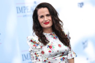 Aktris Elizabeth Reaser, 1 Eylül 2021 'de Batı Hollywood, Los Angeles, Kaliforniya, ABD' deki Pasifik Tasarım Merkezi 'nde düzenlenen FX Networks' in 'Suçlama Hikayesi' nin Los Angeles Premiere 'ine geldi..
