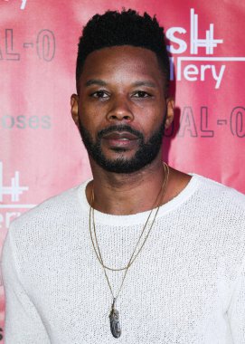 Aktör Kerry Rhodes, 21 Ağustos 2021 'de ABD' nin Kaliforniya eyaletinin Los Angeles kentindeki Mash Galerisi 'nde düzenlenen Görsel-O sergisine geldi.. 