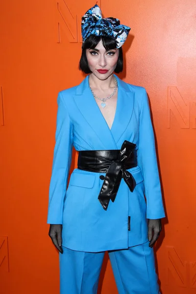 ⬇ Скачать Картинки Nylon Magazine Party, Стоковые Фото Nylon.