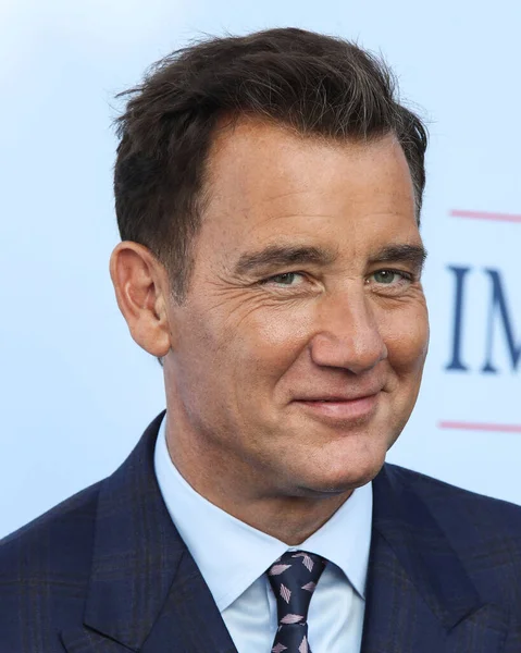 Ator Clive Owen Chega Los Angeles Premiere Networks Impeachment American — Fotografia de Stock