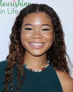 Aktris Storm Reid, 20 Ağustos 2021 'de Beverly Hilton Oteli' nde düzenlenen 21. Harold ve Carole Pompa Vakfı Galasına geldi.. 