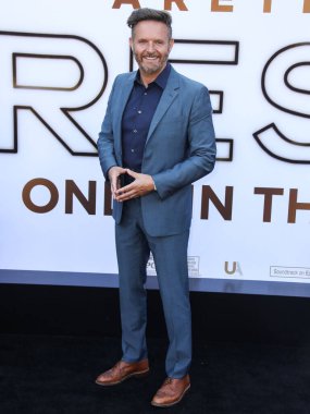 Mark Burnett 8 Ağustos 2021 'de Westwood, Los Angeles, Kaliforniya, ABD' deki Regency Village Theatre 'da düzenlenen MGM' nin 'Saygı' adlı filminin Los Angeles galasına geldi.. 