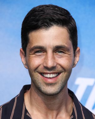 Aktör Josh Peck, 15 Temmuz 2021 'de Westfield Century City AVM' de düzenlenen Disney + 'Turner & Hooch' Los Angeles Premiere Organizasyonu 'na katıldı.. 