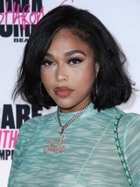 Model Jordyn Woods, 18 Haziran 2021 'de Hyde Sunset Kitchen + Cocktails' da düzenlenen UOMA Güzellik Gurur Ayı ve Haziran Kutlama Açılışı etkinliğine katılıyor..