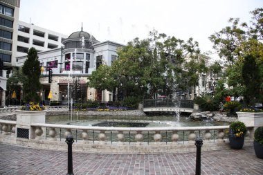 The Grove Los Angeles 'ın 31 Mart 2020' de Beverly Grove, Los Angeles, ABD 'de bir görüntüsü. Los Angeles turizm, perakende ve eğlence sektörü işletmeleri Coronavirus COVID-19 salgını nedeniyle geçici olarak kapatıldı