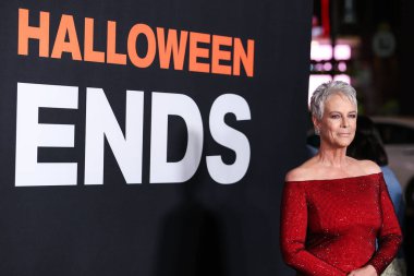 Amerikalı aktris Jamie Lee Curtis (Barones Haden-Guest), 11 Ekim 2022 'de Hollywood, Los Angeles, Kaliforniya, ABD' deki TCL Çin Tiyatrosu 'nda düzenlenen Universal Pictures and Blumhouse Productions' Halloween Ends 'in dünya prömiyerine geldi..
