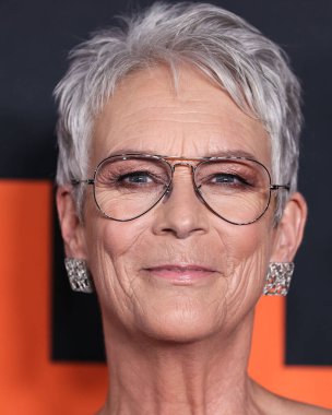 Amerikalı aktris Jamie Lee Curtis (Barones Haden-Guest), 11 Ekim 2022 'de Hollywood, Los Angeles, Kaliforniya, ABD' deki TCL Çin Tiyatrosu 'nda düzenlenen Universal Pictures and Blumhouse Productions' Halloween Ends 'in dünya prömiyerine geldi..