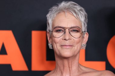 Amerikalı aktris Jamie Lee Curtis (Barones Haden-Guest), 11 Ekim 2022 'de Hollywood, Los Angeles, Kaliforniya, ABD' deki TCL Çin Tiyatrosu 'nda düzenlenen Universal Pictures and Blumhouse Productions' Halloween Ends 'in dünya prömiyerine geldi..