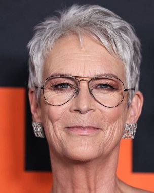 Amerikalı aktris Jamie Lee Curtis (Barones Haden-Guest), 11 Ekim 2022 'de Hollywood, Los Angeles, Kaliforniya, ABD' deki TCL Çin Tiyatrosu 'nda düzenlenen Universal Pictures and Blumhouse Productions' Halloween Ends 'in dünya prömiyerine geldi..