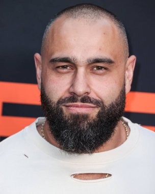 Bulgar-Amerikan profesyonel güreşçi Miro (Miroslav Barnyashev), 11 Ekim 2022 'de ABD' nin Los Angeles kentindeki TCL Çin Tiyatrosu IMAX 'te düzenlenen Evrensel Resimler ve Blumhouse Prodüksiyonlarının Dünya Premiere' sine geldi..