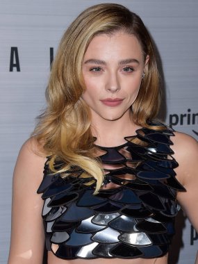 Amerikalı aktris Chlo Grace Moretz (Chloe Grace Moretz), 11 Ekim 2022 'de Los Angeles, Kaliforniya' da bulunan Ace Hotel 'deki The Theatre' da düzenlenen Amazon Prime Video 'nun' Peripheral 'adlı galasına geldi..