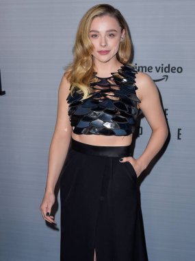 Amerikalı aktris Chlo Grace Moretz (Chloe Grace Moretz), 11 Ekim 2022 'de Los Angeles, Kaliforniya' da bulunan Ace Hotel 'deki The Theatre' da düzenlenen Amazon Prime Video 'nun' Peripheral 'adlı galasına geldi.. 