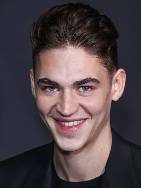 Ngiliz Aktör Model Yapımcı Hero Fiennes Tiffin Yıllık Korku Filmi — Stok fotoğraf