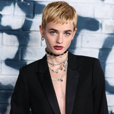 İngiliz aktris Esther Rose McGregor (Esther-Rose McGregor), 13 Ekim 2022 'de Hollywood, Los Angeles, Kaliforniya' da Retan Hotel 'deki No Vacancy' de düzenlenen Amazon Freevee 'nin' High School 'House Party' sine geldi..