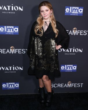 Amerikalı aktris ve şarkıcı Abigail Breslin, 14 Ekim 2022 'de Hollywood, Los Angeles, Kaliforniya' da düzenlenen 22. Yıllık Korku Festivali - The Avenue Entertainment 'in' Slayer 'filminin dünya prömiyeri, 