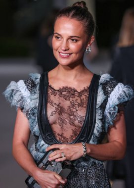 Alicia Vikander, 15 Ekim 2022 'de ABD' nin Kaliforniya eyaletinin Los Angeles kentinde bulunan Akademi Sinema Filmleri Müzesi 'nde Rolex tarafından sunulan 2..