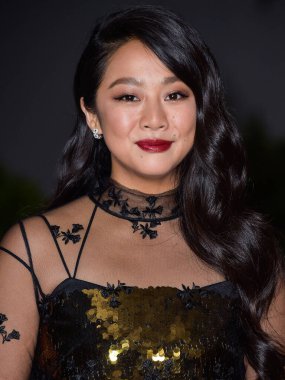 Stephanie Hsu, 15 Ekim 2022 'de ABD' nin Kaliforniya eyaletinin Los Angeles kentinde bulunan Akademi Sinema Filmleri Müzesi 'nde Rolex tarafından sunulan 2.