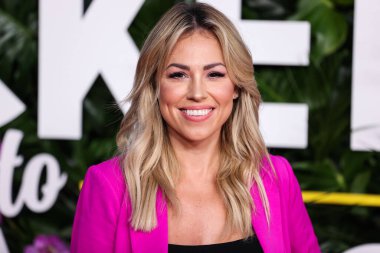 Amerikalı aktris Jessica Hall, 17 Ekim 2022 'de Westwood, Los Angeles, Kaliforniya, ABD' deki Regency Village Theatre 'da düzenlenen Universal Pictures' ın 'Ticket to Paradise' filminin Los Angeles galasına geldi..