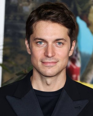 Fransız aktör ve model Lucas Bravo, 17 Ekim 2022 'de Westwood, Los Angeles, Kaliforniya, ABD' deki Regency Village Theatre 'da düzenlenen Universal Pictures' Ticket to Paradise 'ın Los Angeles prömiyerine geldi..