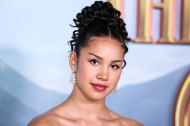 Amerikalı aktris Sofia Wylie, Netflix 'in 18 Ekim 2022' de Westwood, Los Angeles, Kaliforniya, ABD 'deki Regency Village Theatre' da düzenlenen 