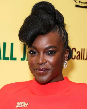 Nijeryalı-İngiliz aktris Wunmi Mosaku, 20 Ekim 2022 'de Los Angeles, Kaliforniya, ABD' deki Skirball Kültür Merkezi 'nde düzenlenen 