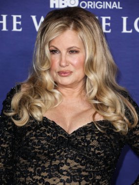 Dolce ve Gabbana giyimli Amerikalı aktris Jennifer Coolidge, 20 Ekim 2022 'de Hollywood, Los Angeles, Kaliforniya, ABD' de düzenlenen HBO 'nun Orijinal Serisi' Beyaz Lotus 'un 2. sezonuna geldi.. 