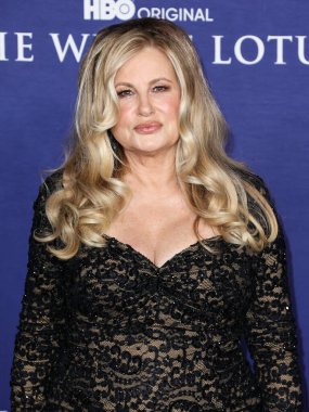 Dolce ve Gabbana giyimli Amerikalı aktris Jennifer Coolidge, 20 Ekim 2022 'de Hollywood, Los Angeles, Kaliforniya, ABD' de düzenlenen HBO 'nun Orijinal Serisi' Beyaz Lotus 'un 2. sezonuna geldi.. 