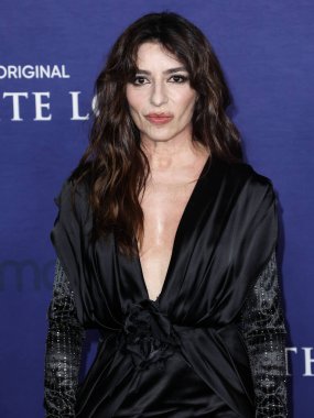 Sabrina Impacciatore, 20 Ekim 2022 'de Hollywood, Los Angeles, Kaliforniya, ABD' de düzenlenen HBO 'nun Orijinal Serisi' nin Los Angeles Prömiyeri 'ne geldi.. 