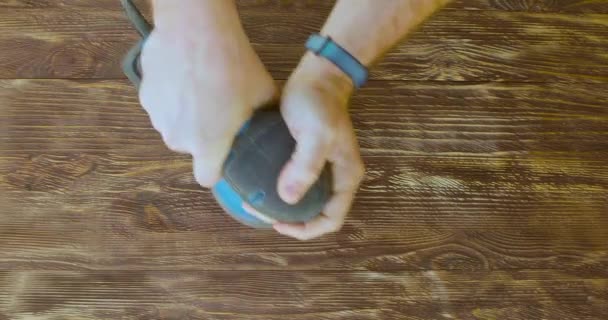 Woodwork - top view of sanding wood to make a textured vintage style table. — Stock Video