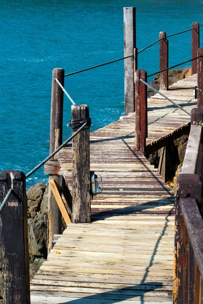 Wooden Bridge Cliff Sea — Stock Photo, Image