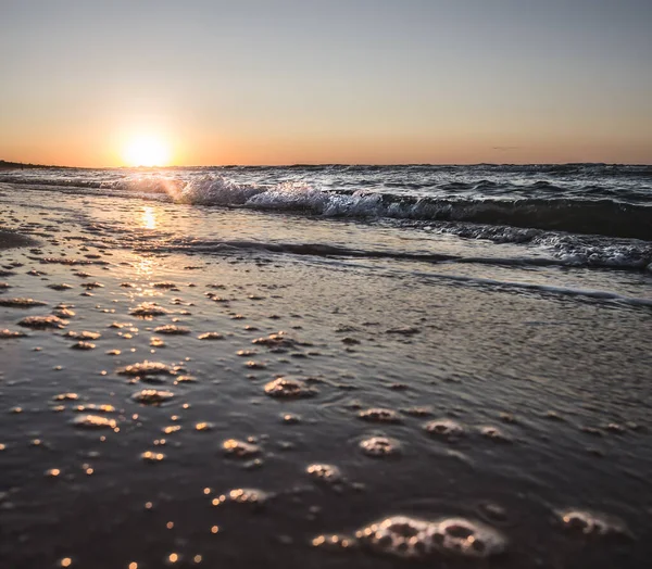 Dans Contexte Coucher Soleil Les Vagues Chaudes Mer Noire Mousse — Photo