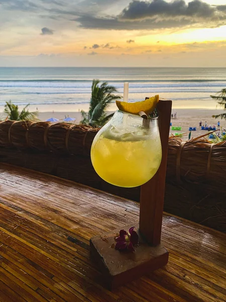 Bali kokteylinin yakın çekimi