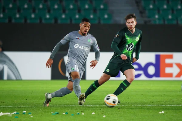 Wolfsburg, Almanya, 12 Aralık 2019: AS Saint-Etienne takımından Arnaud Nordin, VfL Wolfsburg ile AS Saint-Etienne arasında oynanan UEFA Avrupa Ligi karşılaşmasında, Almanya 'nın Wolkswagen Arena kentinde.
