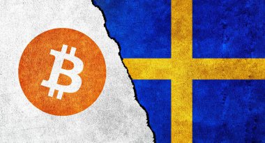 Kırık bir duvarda Bitcoin ve İsveç bayrağı. İsveç Bitcoin yasaklı, yasal değil, yığın, yasa dışı, kripto para birimi kavramı için engelleme teknolojisi
