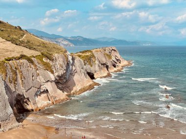 Deniz kıyısının güzel manzarası