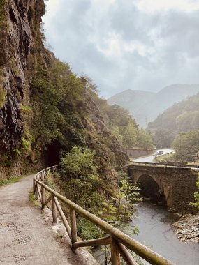 Dağların güzel manzarası