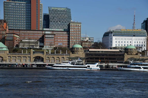 Πανόραμα Στο Landungsbruecken Στο Hanse City Hamburg — Φωτογραφία Αρχείου