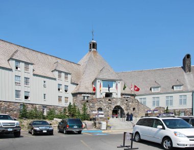 Oregon 'daki Hood Dağı' ndaki tarihi Timberline Pansiyonu