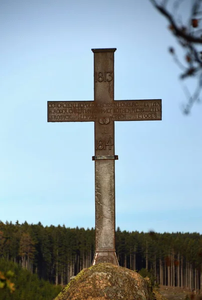 Crucifixo Montanha Ilsestein Outono Nas Montanhas Harz Saxónia Anhalt — Fotografia de Stock