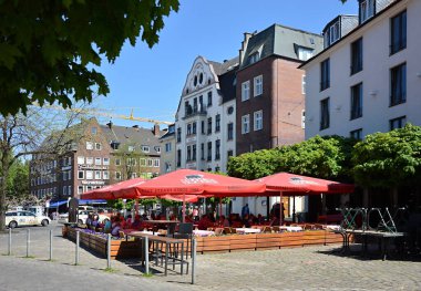 Saksonya 'nın Harz Dağları' ndaki Quedlinburg Eski Kasabası 'ndaki Tarihi Kale ve Manastır