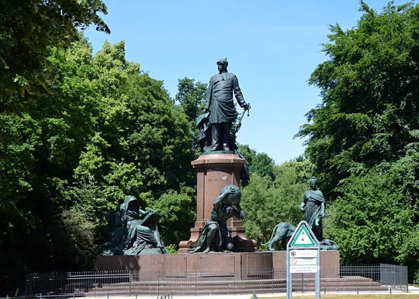 Statue Dans Parc Big Tiergarten Berlin Capitale Allemagne — Photo