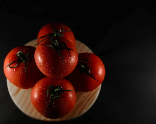 Red Tomatoes Green Stems Water Drops Dark Background Kitchen Wooden — Stock Photo, Image